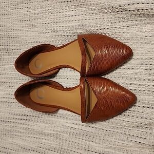 Brown flats